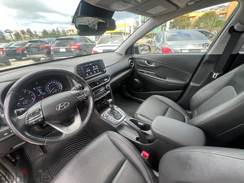 Hyundai Kona 2019 V4 AWD LOW MILEAGE !! CLEANN 5