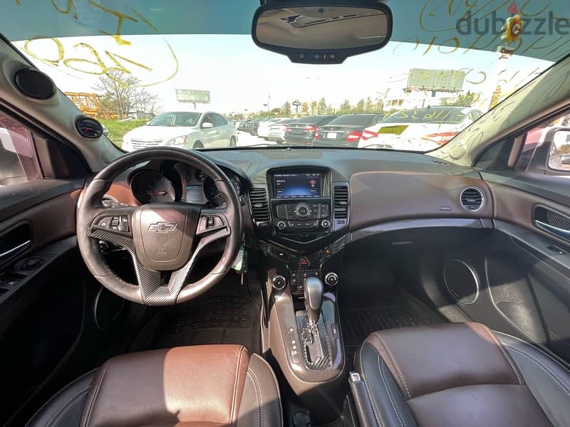 Chevrolet Cruze 2016 v4 FULL OPTIONS good condition 6