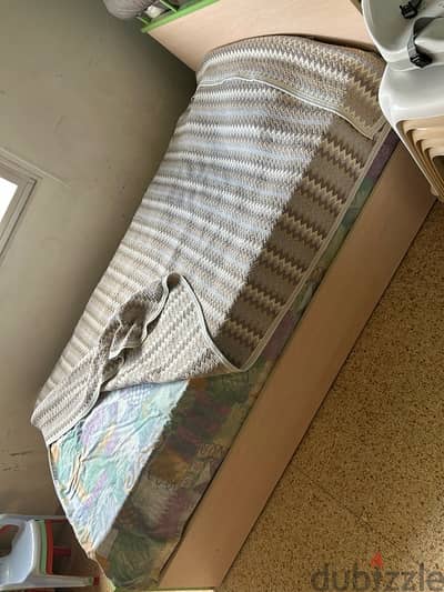 used bed in good condition