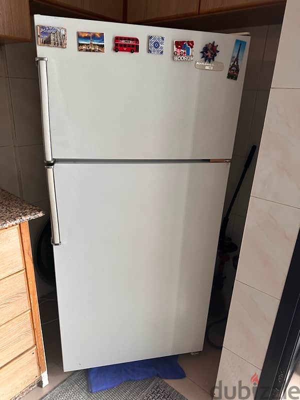 used refrigerator - براد مستعمل 1