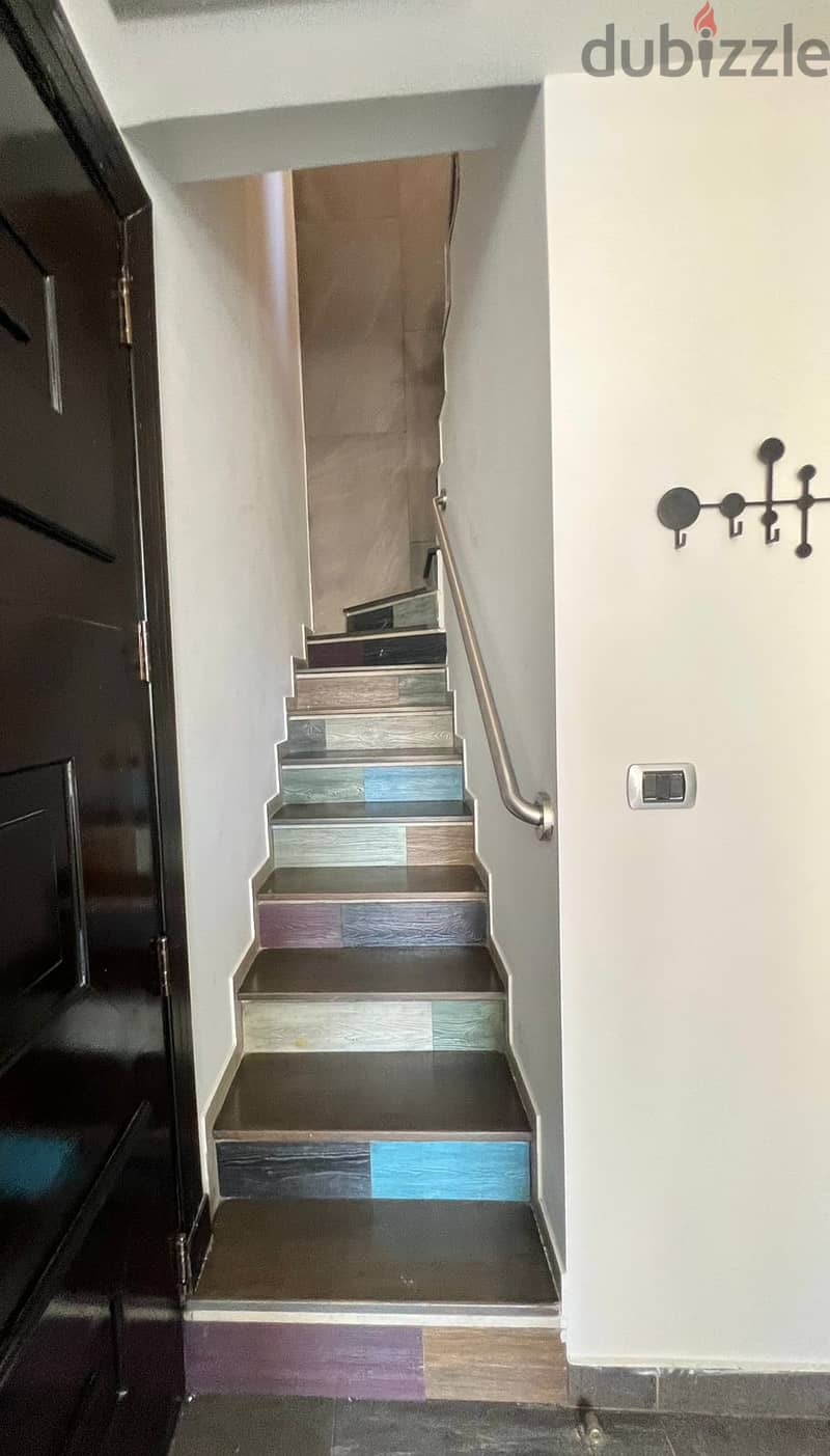 RA24-3662 Spacious Duplex 250 m2 for Sale in Hamra 9