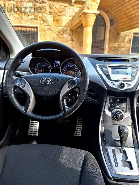 2014 Hyundai Elantra high package مصدر الشركة لبنان زوائد الفئة الاولى 11