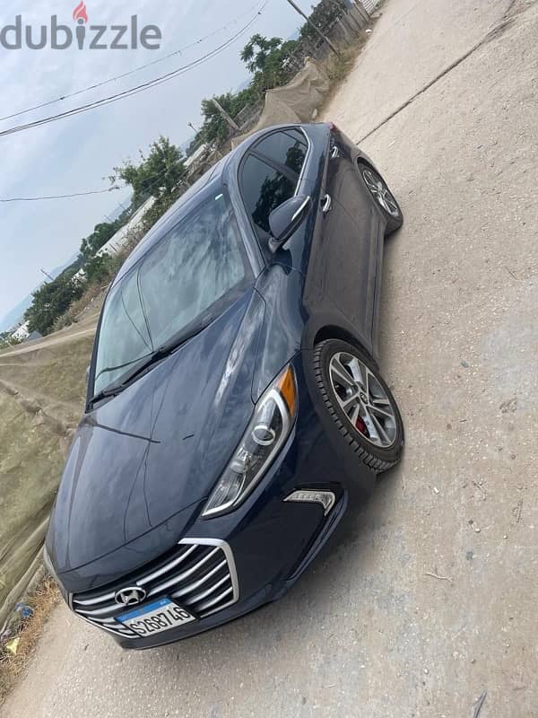 Hyundai Elantra 2017 0