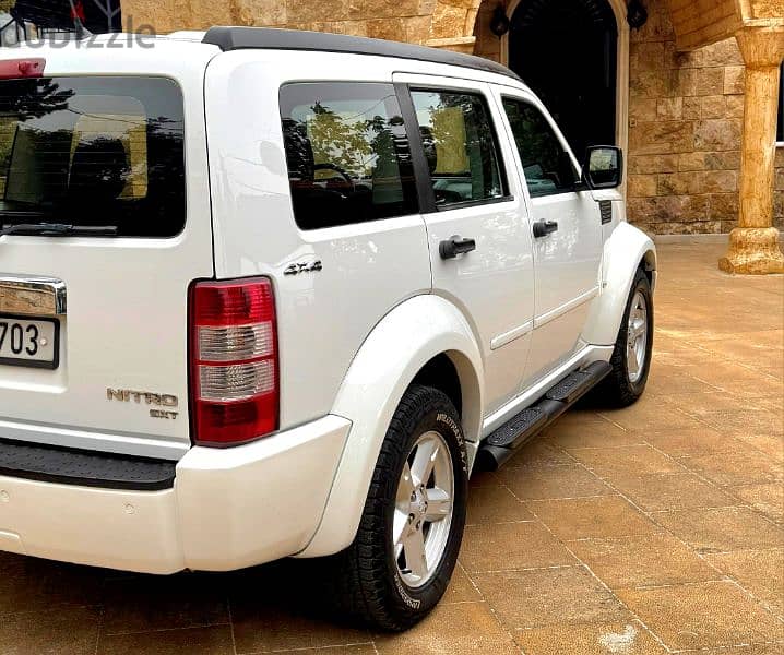 Dodge Nitro SXT mod 2011 6cyld company source مصدر الشركة لبنان 5