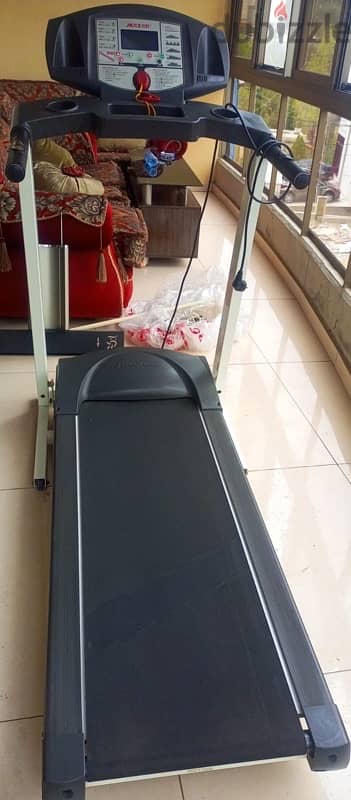 treadmill as good as new 3