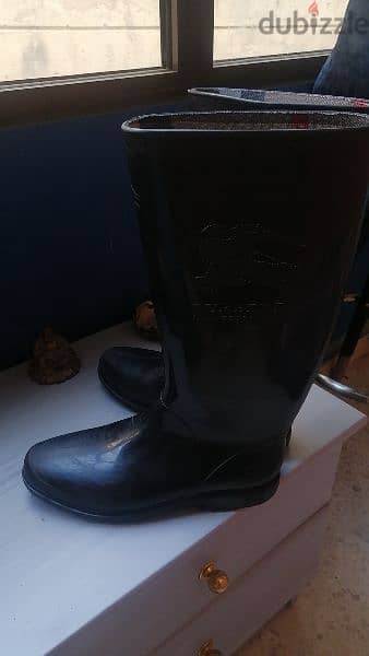 Burberry Rain boots black color 1