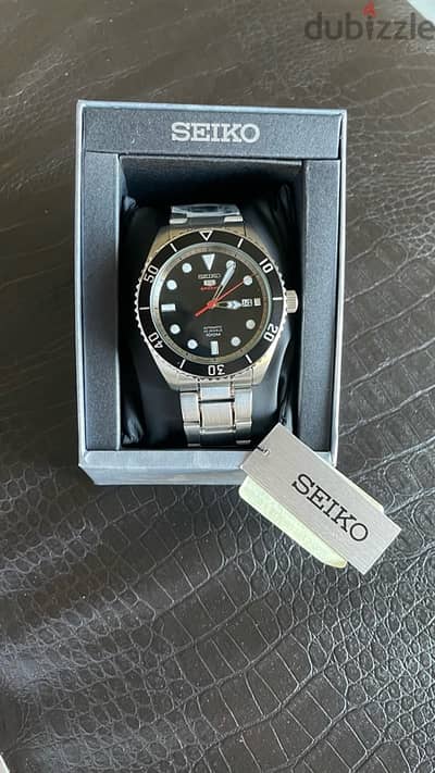 Seiko 5 Automatic Black Dial Men's Watch