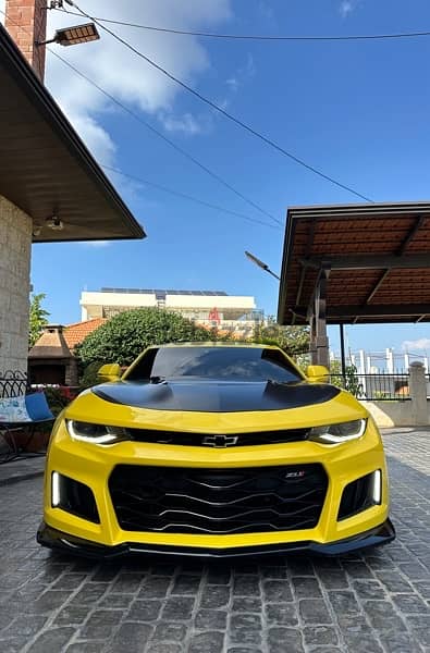 The one & only BRIGHT YELLOW CAMARO ZL1 in Lebanon !!!!!! 650HP 5