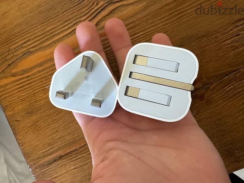 original apple adapters-bundle of 2 1