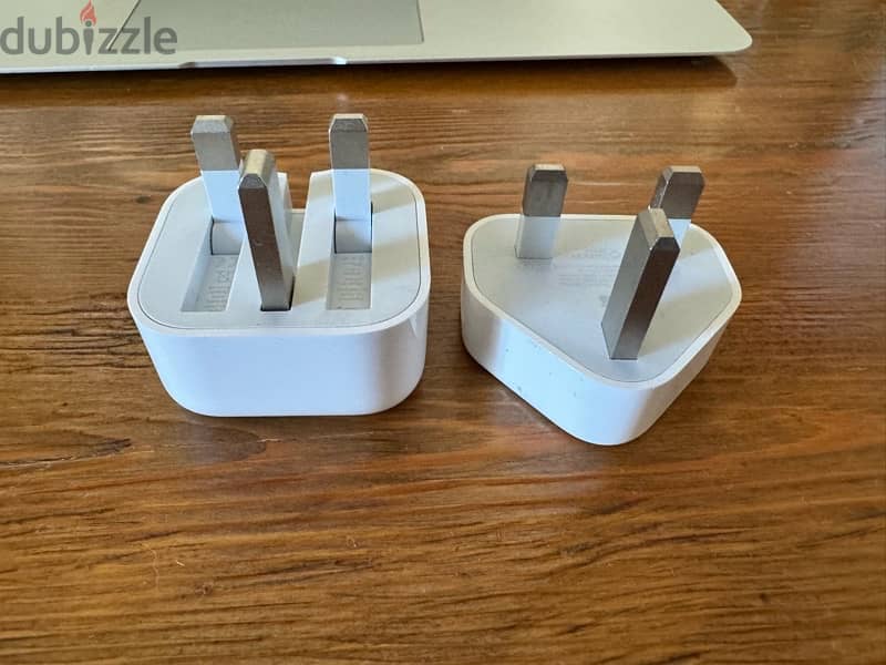 original apple adapters-bundle of 2 5