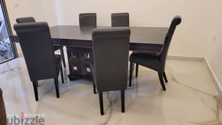 Used Table and 6 chairs in very good condition 0