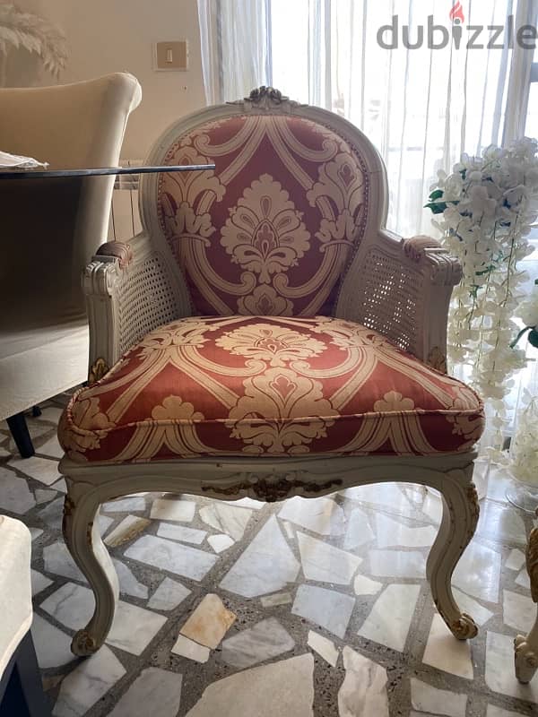 royal chair 1