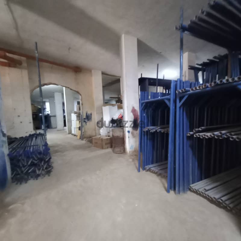 Grand floor Warehouse in zalka for sale مستودع طابق ارضي  للبيع 3