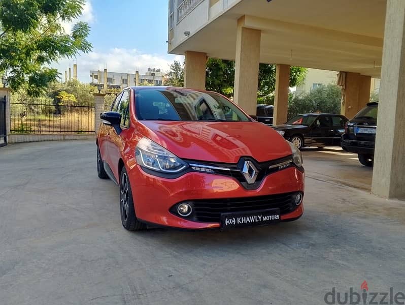 Renault Clio Bassoul & Hneine one owner 1