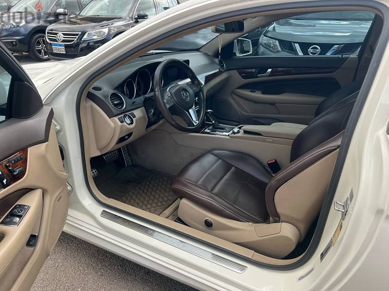 Mercedes C250 Coup 2012 8