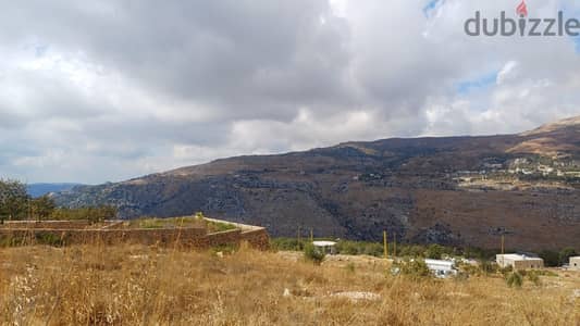 Land for sale in Tarchich ارض للبيع في ترشيش