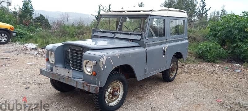 Land Rover Defender 1968 0