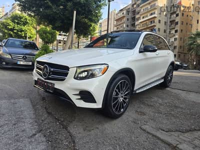 Mercedes-Benz GLC300 4 matic 2016 Designo Sport Plus Clean!!!