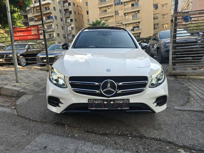 Mercedes-Benz GLC300 4 matic 2016 Designo Sport Plus Clean!!! 1