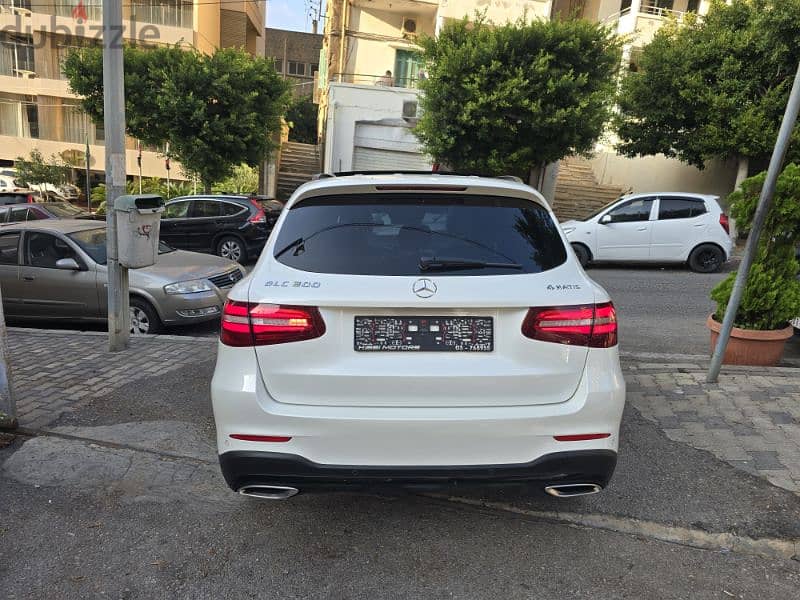 Mercedes-Benz GLC300 4 matic 2016 Designo Sport Plus Clean!!! 4