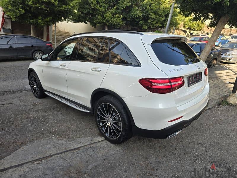 Mercedes-Benz GLC300 4 matic 2016 Designo Sport Plus Clean!!! 5