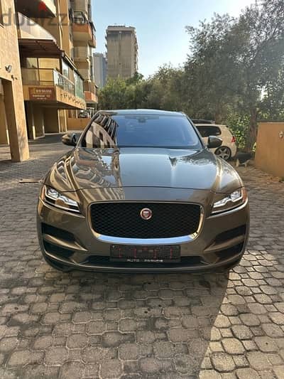 Jaguar F-pace V6 35t 2017 gray on black (clean carfax)