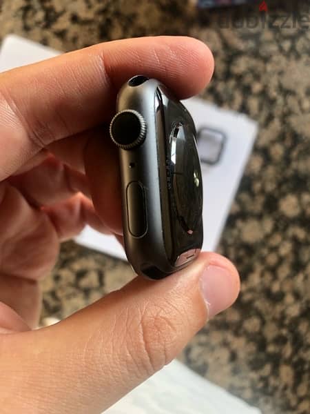 Apple Watch series 4 44mm 2