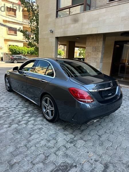 Mercedes C 300 AMG-line 4matic 2016 dark gray on black (clean carfax) 3