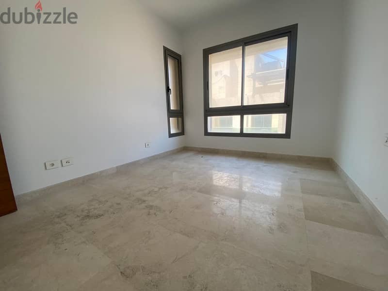 Apartment For Sale In Rawche شقة للبيع في الروشة 11