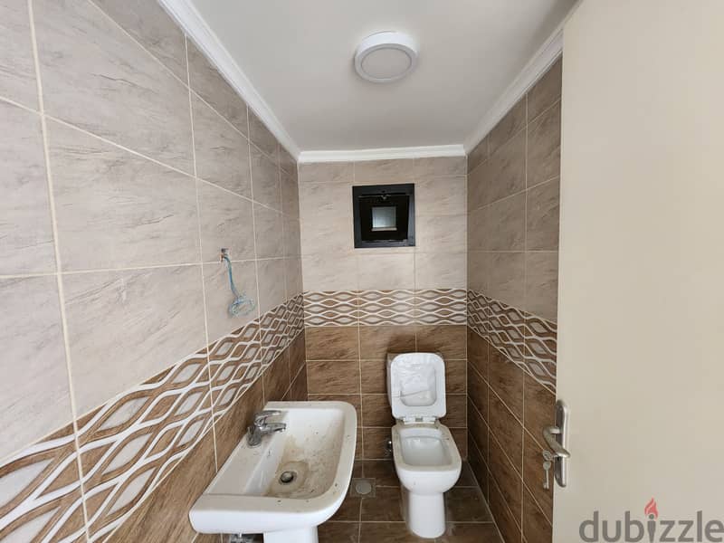 RWB174EA - Brand New Duplex Apartment for sale in Bouar 3