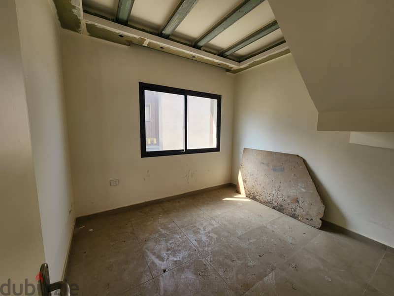 RWB174EA - Brand New Duplex Apartment for sale in Bouar 4