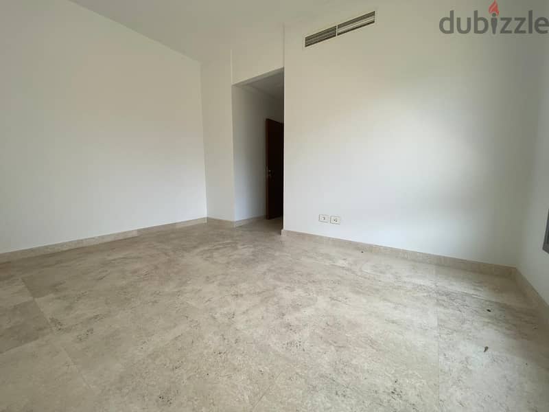 Apartment For Sale In Rawche شقة للبيع في الروشة 3