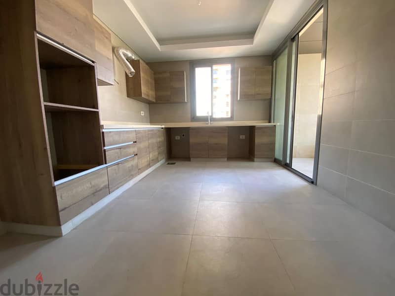 Apartment For Sale In Rawche شقة للبيع في الروشة 6