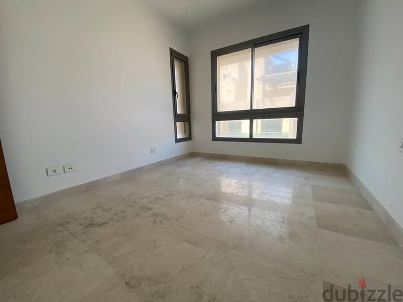 Apartment For Sale In Rawche شقة للبيع في الروشة 12