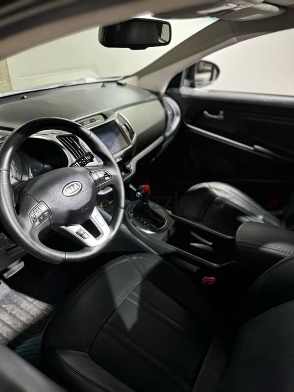 Kia Sportage 2012 company source fully loaded 7