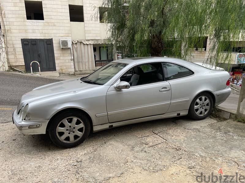 Mercedes-Benz CLK-Class 2000 2