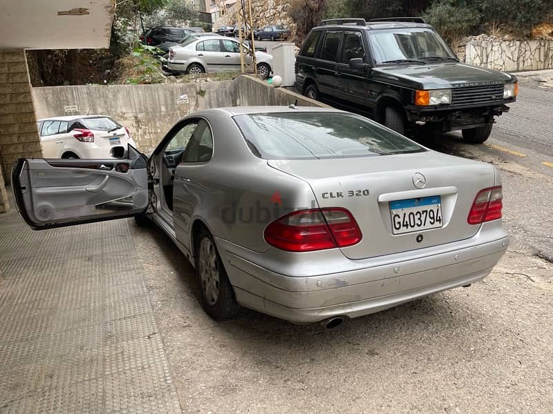 Mercedes-Benz CLK-Class 2000 5