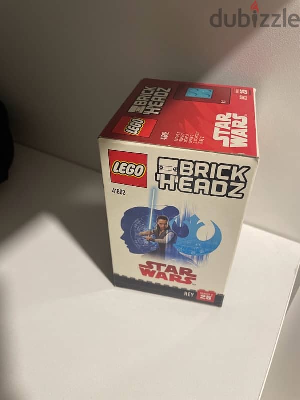 Retired Lego set 41602- BrickHeadz Rey 2