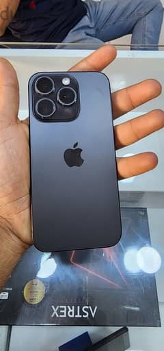 iPhone 15 pro 256gb 0