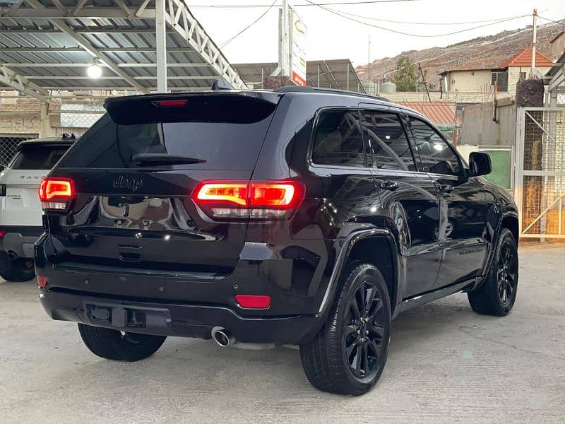 Jeep Grand Cherokee 2018 3