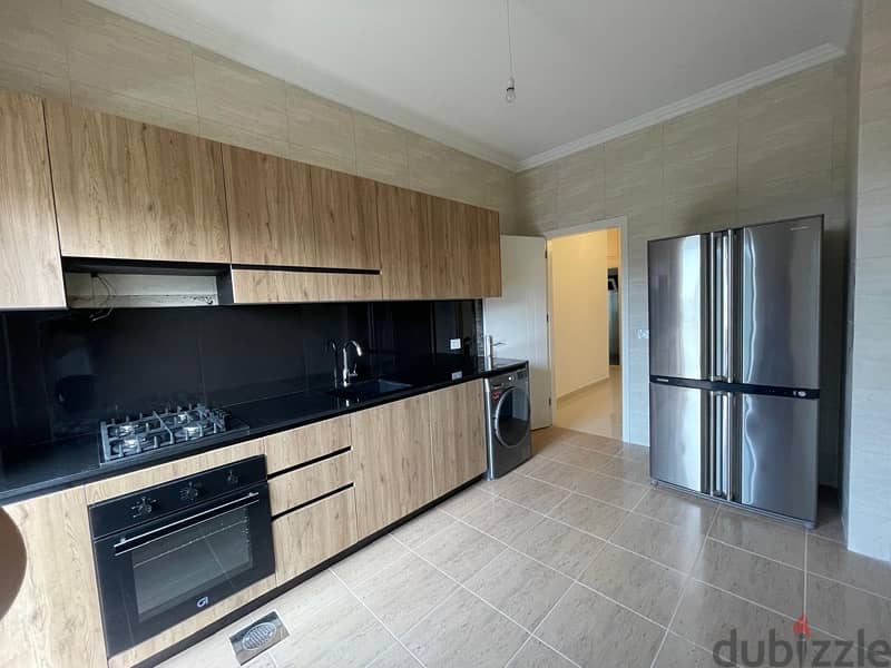 semi furnished apartment - qornet el hamra 4