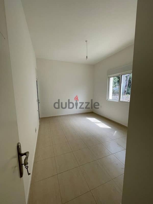 semi furnished apartment - qornet el hamra 7