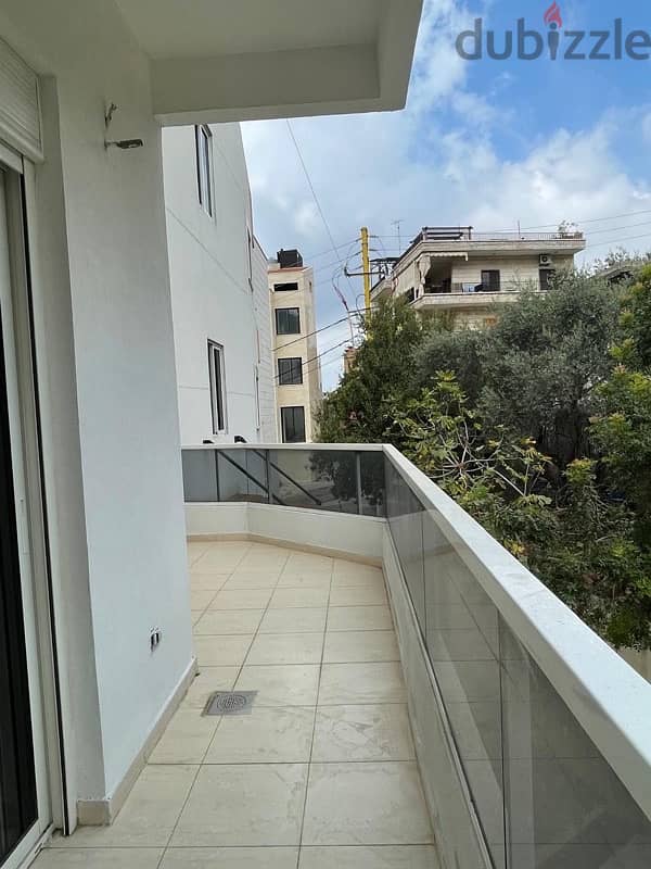 semi furnished apartment - qornet el hamra 9