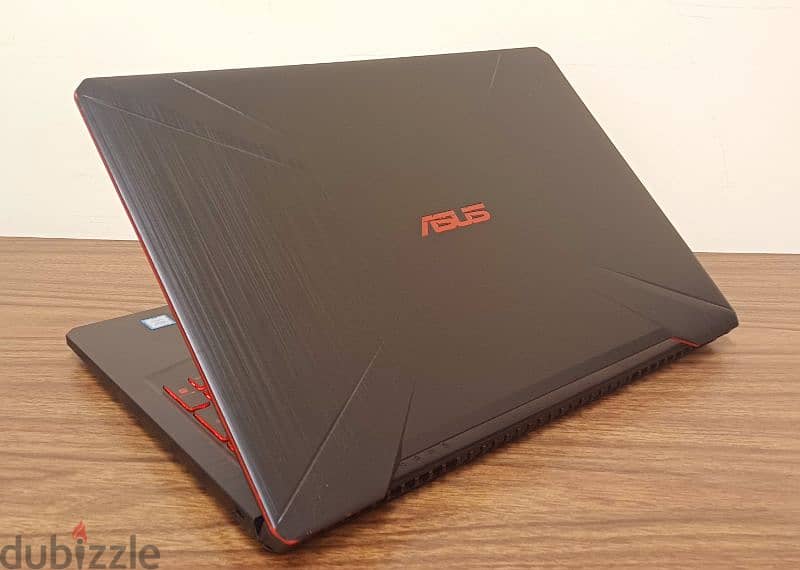 ASUS TUF GAMING - 4 GB VGA NVIDIA GTX 1050 - 16 GB RAM - 15.6" FHD 9