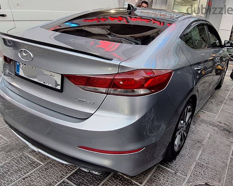 Hyundai Elantra 2017 3