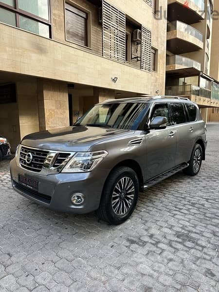 Nissan Patrol Platinum 2019 gray on black (company source) 1