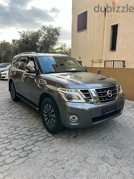 Nissan Patrol Platinum 2019 gray on black (company source) 2