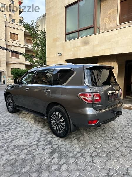 Nissan Patrol Platinum 2019 gray on black (company source) 4