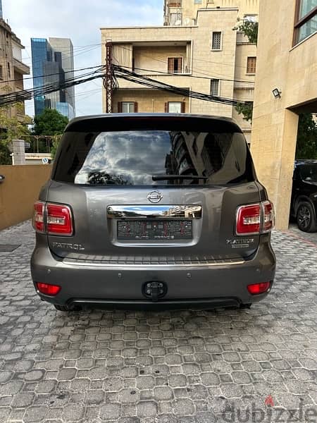 Nissan Patrol Platinum 2019 gray on black (company source) 5