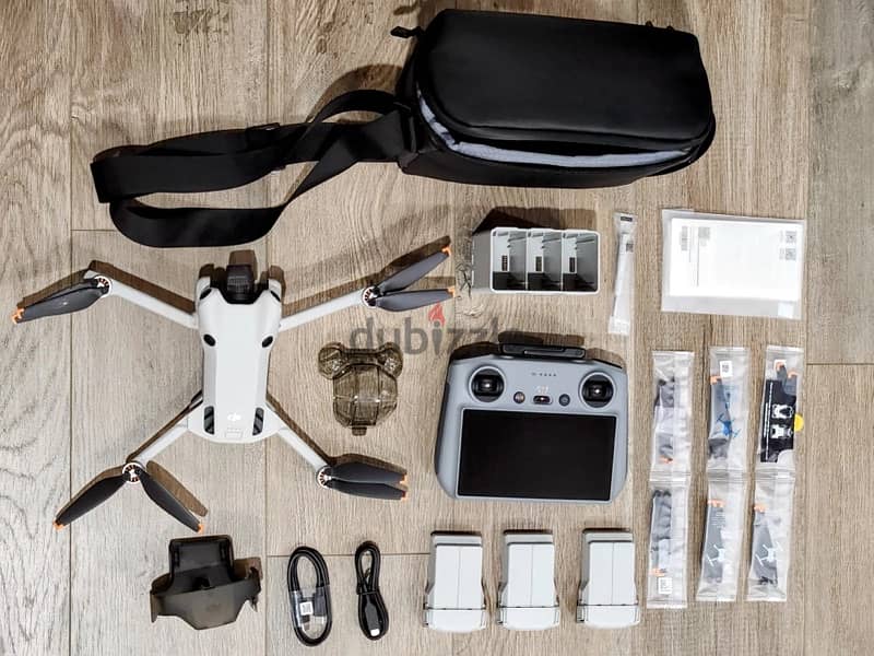 DJI mini 4 pro plus pack barely used 0